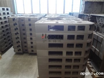 Sewing knitting castings