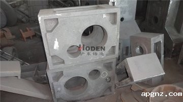 破碎机锤头的串铸立浇工艺-行业新闻