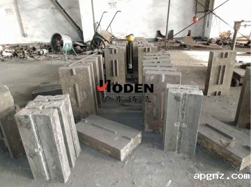 合金板锤性能特点